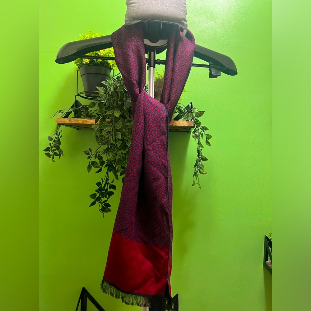 Steel and Jelly Scarf